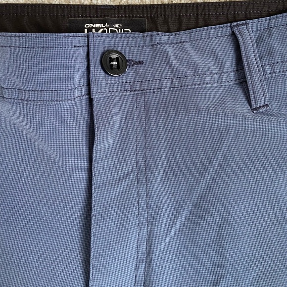 O’Neill Hybrid Shorts Size 38 - Picture 2 of 7